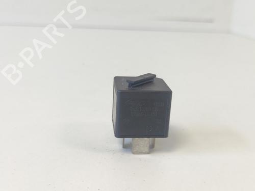 Used Electronic sensor Electronic sensor LAND ROVER DISCOVERY III (L319) 2.7 TD 4x4 (190 hp) 33776085 33776085