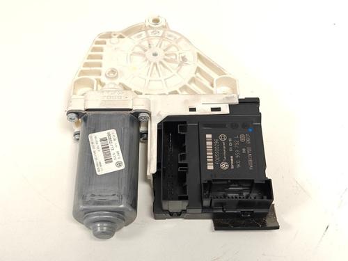 Used Electronic module Electronic module VW PASSAT B6 Variant (3C5) 2.0 FSI (150 hp) 33789098 33789098
