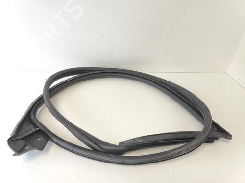 rubber-door-seal-alfa-romeo-mito-955_-2008-2009-2010-2011-2012-2013-2014-2015-2016-2017-2018-33777002 main image