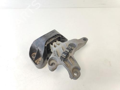 Used Engine mount Engine mount RENAULT CLIO IV Grandtour (KH_) 1.5 dCi 90 (KHN3, KHN4) (90 hp) 33786663 33786663