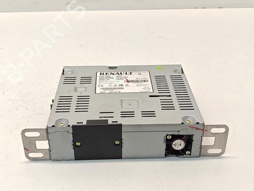 Bilradio Bilradio RENAULT MEGANE IV Hatchback (B9A/M/N_) 1.2 TCe 130 (B9MR) (130 hp) 39889275 39889275