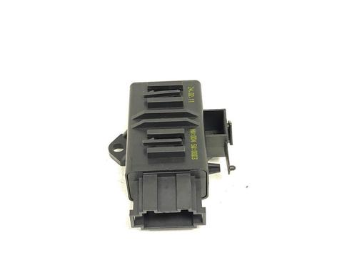 Used Electronic module Electronic module SKODA SUPERB II (3T4) 1.8 TSI (160 hp) 33977786 33977786