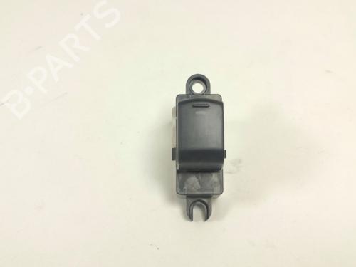 Used Switch Switch NISSAN MICRA III (K12) 1.2 16V (65 hp) 33785321 33785321