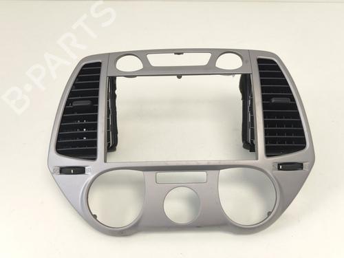 Used Air vent Air vent HYUNDAI i20 I (PB, PBT) 1.2 (78 hp) 33785635 33785635