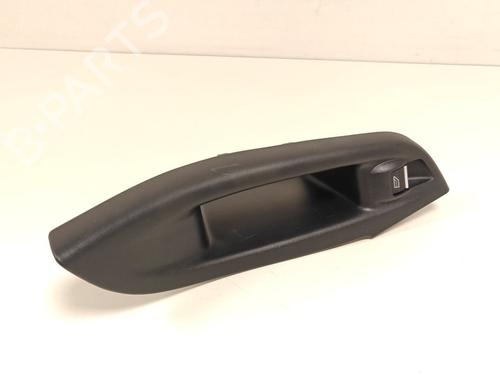 switch-ford-focus-iii-turnier-2010-2011-2012-2013-2014-2015-2016-2017-2018-2019-2020-33789296 main image