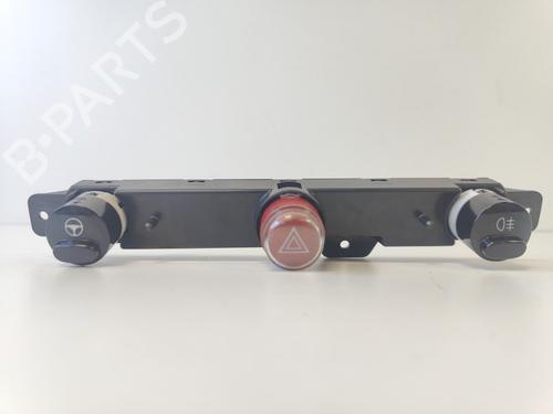Used Warning switch Warning switch FIAT 500 (312_) 1.2 (312AXA1A) (69 hp) 33785467 33785467