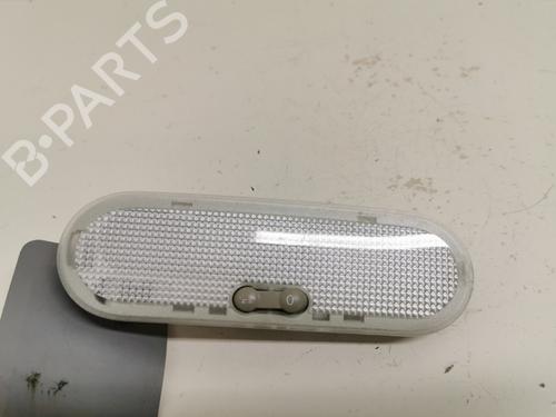 Luz interior Luz interior RENAULT TWINGO II (CN0_) 1.2 16V (CN0K, CN0V, CN0A) (76 hp) 33779018 33779018