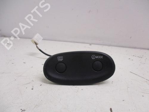 Used Switch Switch TOYOTA YARIS (_P1_) 1.4 D-4D (NLP10_, NLP10R) (75 hp) 33778309 33778309