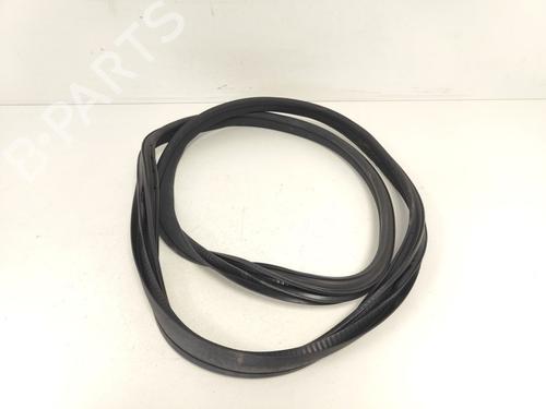 Used Rubber door seal Rubber door seal MERCEDES-BENZ CLA Shooting Brake (X117) CLA 200 CDI / d (117.908) (136 hp) 33788249 33788249