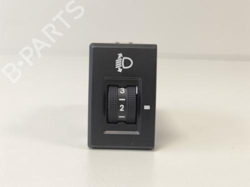 Used Switch Switch HYUNDAI i20 I (PB, PBT) 1.2 (78 hp) 33784358 33784358