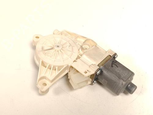 Used Electronic module Electronic module MERCEDES-BENZ C-CLASS T-Model (S204) C 200 CDI (204.201) (136 hp) 33789908 33789908