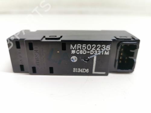 Switch MITSUBISHI OUTLANDER I (CU_W) 2.4 4WD (CU5W) | BP33774576I30 - Image 3