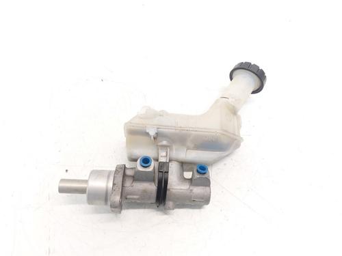 brake-master-cylinder-renault-clio-iii-br01-cr01-2005-2006-2007-2008-2009-2010-2011-2012-2013-2014-33782549 main image