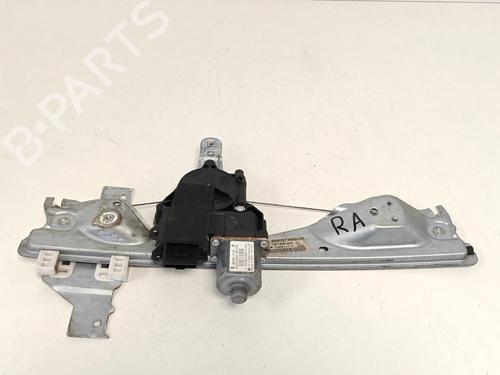 Vindusheismekanisme høyre bak Vindusheismekanisme høyre bak PEUGEOT 308 SW I (4E_, 4H_) 1.6 HDi (109 hp) 33791586 33791586