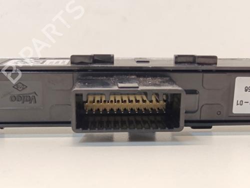 Switch RENAULT MEGANE IV Hatchback (B9A/M/N_) 1.2 TCe 130 (B9MR) | BP39934427I30 - Image 3