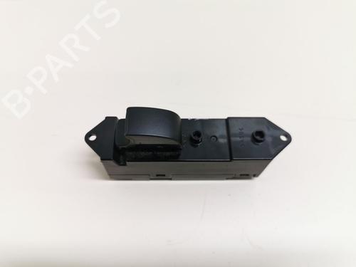 switch-mitsubishi-outlander-i-cu_w-2001-2002-2003-2004-2005-2006-2007-2008-33774576 main image