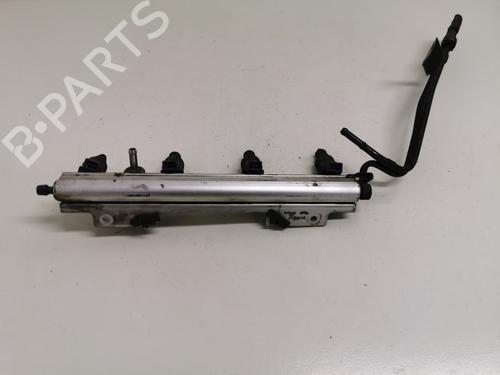 Used Injection rail Injection rail VOLVO V40 Estate (645) 1.8 (115 hp) 33779497 33779497