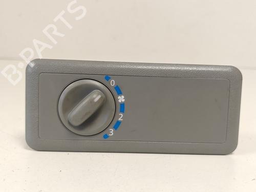 Used Climate control Climate control OPEL VIVARO A Van (X83) 2.0 CDTI (F7) (114 hp) 33791536 33791536