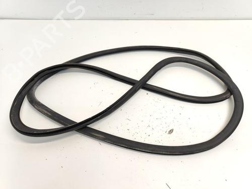 Used Rubber door seal Rubber door seal VW POLO IV (9N_, 9A_) 1.2 (60 hp) 33782810 33782810