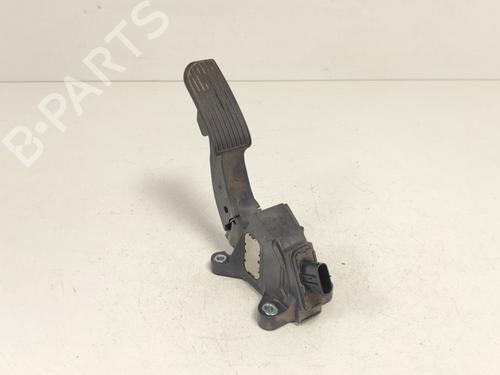 pedal-peugeot-108-2014-33787983 main image