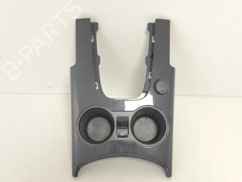 Suporte copos/Objectos Suporte copos/Objectos PEUGEOT 3008 I MPV (0U_) 1.6 THP (156 hp) 33777116 33777116