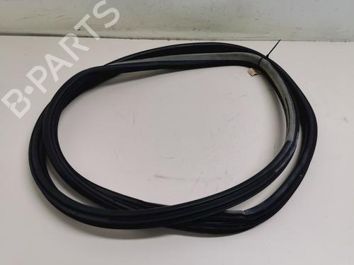 Used Rubber door seal Rubber door seal OPEL VECTRA C GTS (Z02) 2.2 DGi (F68) (155 hp) 33779627 33779627
