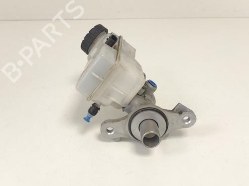 Used Brake master cylinder Brake master cylinder RENAULT CLIO IV Grandtour (KH_) 0.9 TCe 90 (90 hp) 33786123 33786123