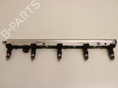 injection-rail-volvo-v50-545-2003-2004-2005-2006-2007-2008-2009-2010-2011-2012-33781022 main image