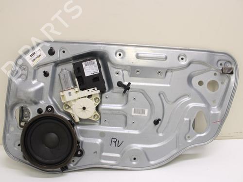Used Front right window mechanism Front right window mechanism VOLVO V50 (545) T5 (220 hp) 33774715 33774715