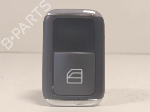 switch-mercedes-benz-c-class-w204-2007-2008-2009-2010-2011-2012-2013-2014-2015-33791727 main image