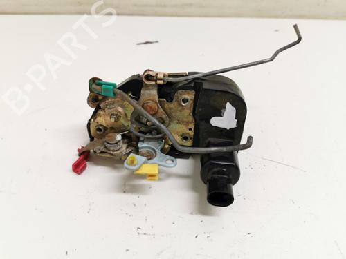 Serratura anteriore sinistra Serratura anteriore sinistra CHRYSLER VOYAGER / GRAND VOYAGER III (GS_, NS_) 2.4 i (151 hp) 33779098 33779098