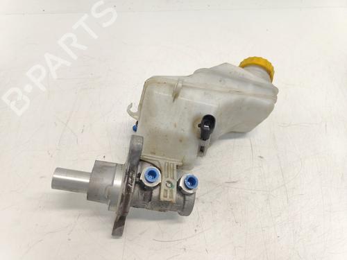 Used Brake master cylinder Brake master cylinder FIAT PUNTO (199_) 0.9 Twinair Turbo (86 hp) 33783821 33783821