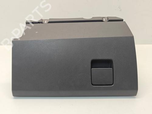 Used Glove box Glove box 37415889 37415889