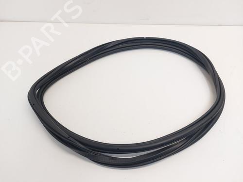 rubber-door-seal-audi-q7-4lb-2006-2007-2008-2009-2010-2011-2012-2013-2014-2015-2016-33782082 main image