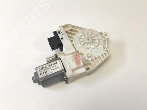 Used Electronic module Electronic module AUDI A6 C6 (4F2) 3.0 TDI quattro (225 hp) 33784332 33784332