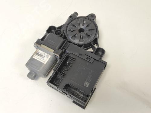 Used Electronic module Electronic module VW PASSAT B6 Variant (3C5) 2.0 TDI (140 hp) 33784735 33784735