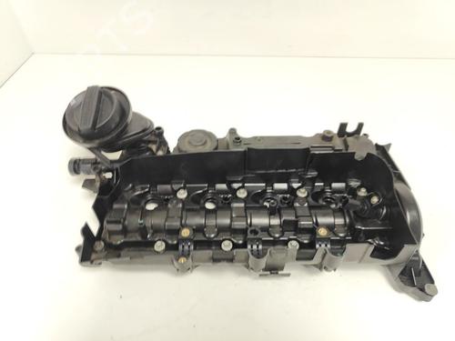 Used Valve cover Valve cover BMW 5 Touring (F11) 520 d xDrive (184 hp) 33787397 33787397