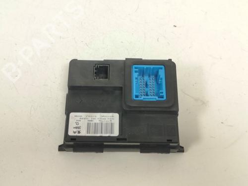Used Electronic module Electronic module PEUGEOT 5008 II (MC_, MJ_, MR_, M4_) 1.2 THP (MRHNYH, MRHNYW, MRHNSJ, MRHNSU, MRHNSM) (131 hp) 33776764 33776764