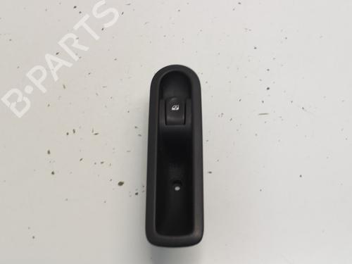 Used Switch Switch RENAULT MODUS / GRAND MODUS (F/JP0_) 1.2 (JP0C, JP0K, FP0C, FP0K, FP0P, JP0P, JP0T) (75 hp) 33781409 33781409