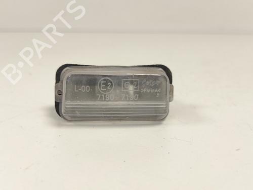 Nummerpladelys Nummerpladelys PEUGEOT 5008 (0U_, 0E_) 1.6 16V (156 hp) 33787754 33787754