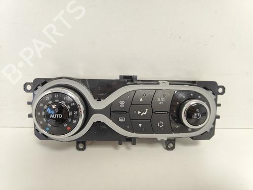 Used Climate control Climate control RENAULT ZOE Hatchback Van (BFM_) Electric (BFME) (92 hp) 33776714 33776714