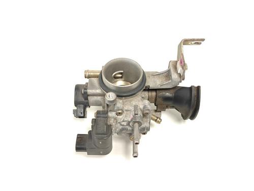 Used Throttle body Throttle body TOYOTA YARIS (_P1_) 1.3 (SCP12_, SCP13_, SCP12R, SCP13R) (87 hp) 33789683 33789683