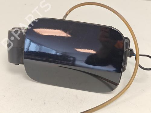 Tapa exterior combustible Tapa exterior combustible SKODA SUPERB II (3T4) 1.8 TSI (160 hp) 33906225 33906225