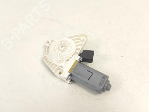 Used Electronic module Electronic module MERCEDES-BENZ CLA Shooting Brake (X117) CLA 200 CDI / d (117.908) (136 hp) 33788242 33788242