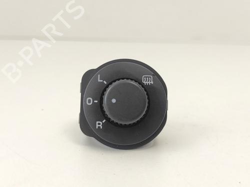 Used Mirror switch Mirror switch SKODA FABIA II (542) 1.4 (86 hp) 33786062 33786062