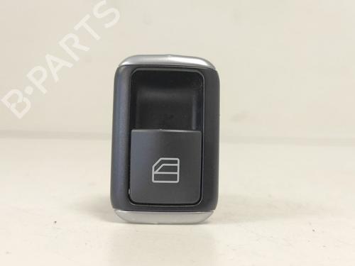 Used Switch Switch MERCEDES-BENZ CLA Shooting Brake (X117) CLA 200 CDI / d (117.908) (136 hp) 33788218 33788218