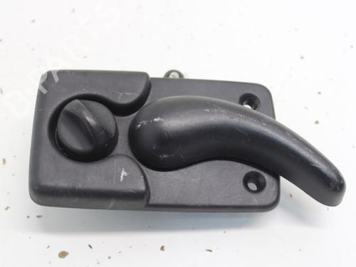 Used Tailgate handle Tailgate handle RENAULT MASTER II Van (FD) 2.2 dCI 90 (FD0G, FD0N, FD2G, FD2N, FD3G, FD3N) (90 hp) 33781304 33781304