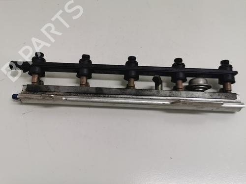 Used Injection rail Injection rail VOLVO S80 I (184) 2.4 (170 hp) 33779546 33779546