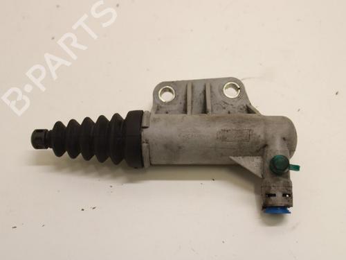 Used Clutch slave cylinder Clutch slave cylinder FIAT DOBLO Box Body/MPV (223_) 1.3 JTD 16V Multijet (84 hp) 33780849 33780849