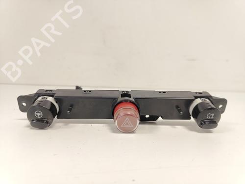 Used Warning switch Warning switch FIAT 500 (312_) 1.2 (312AXA1A) (69 hp) 33777609 33777609